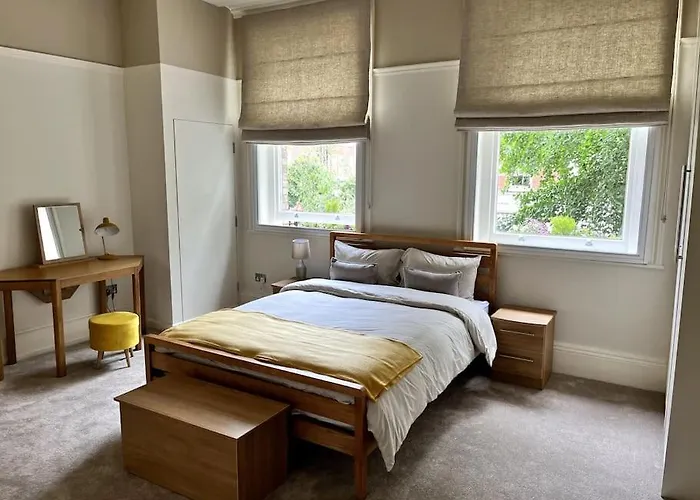Stunning 2 Bedroom Apartment In Marylebone High St
